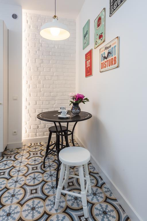 Baker Street Lägenhet Warszawa Rum bild